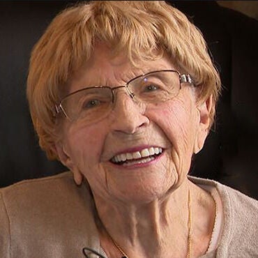 Julie Edwards